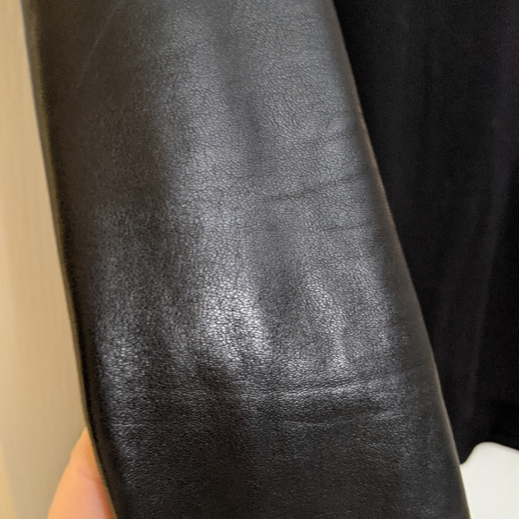 Danier OBJECT Long Sleeve - Picture 2 of 4